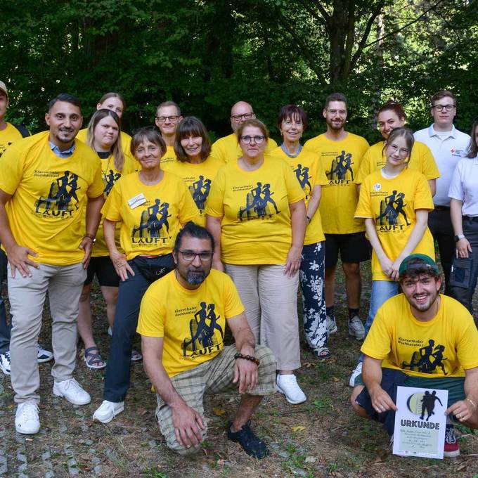 Das NHW-Team, die Helferinnen und Helfer des Roten Kreuz und Gesamtsieger Nils Halder freuten sich über eine gelungene Veranstaltung. Foto: NHW / Keck