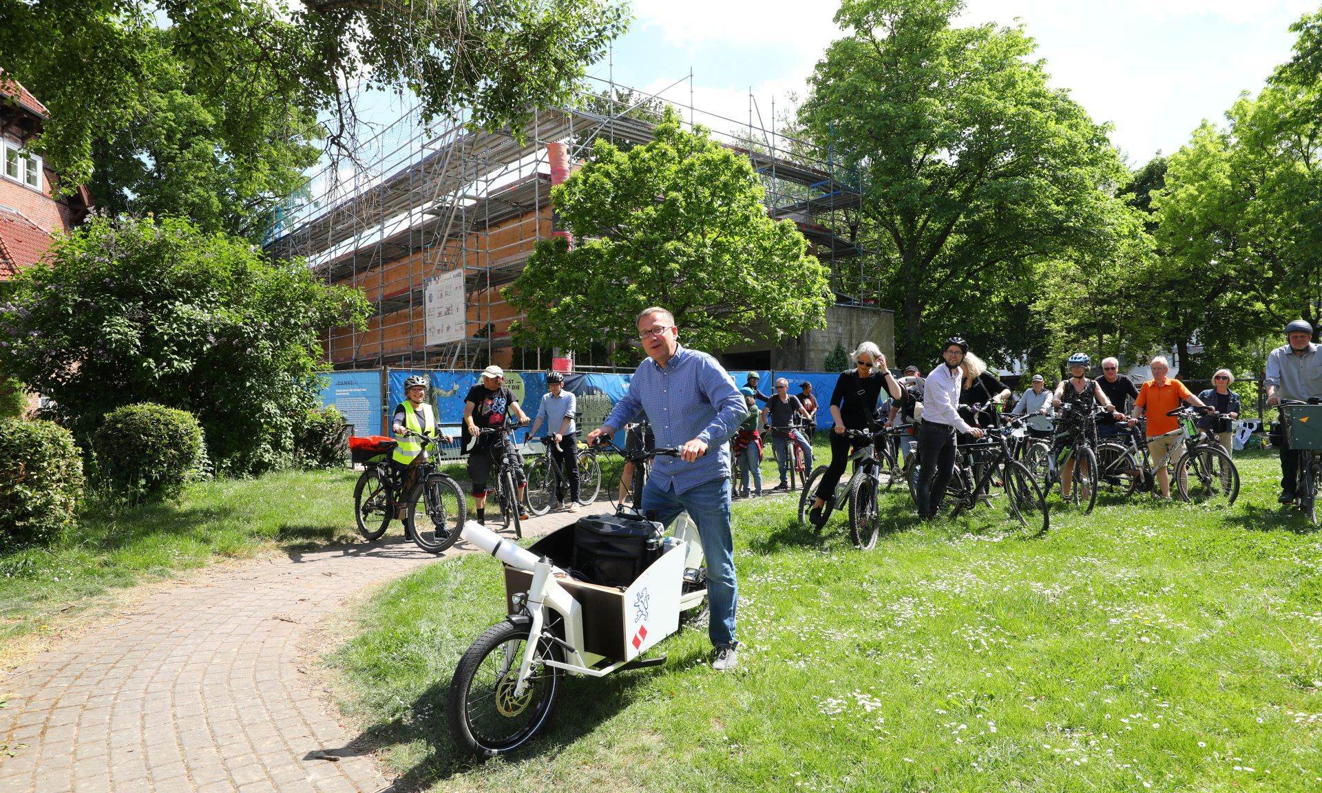 Startpunkt der Fahrradtour am „Tag der Städtebauförderung“ 2022: die Baustelle am Hochbunker Agathof. 