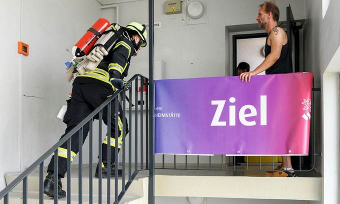 Ein Feuerwehrmann kurz vor dem Ziel.