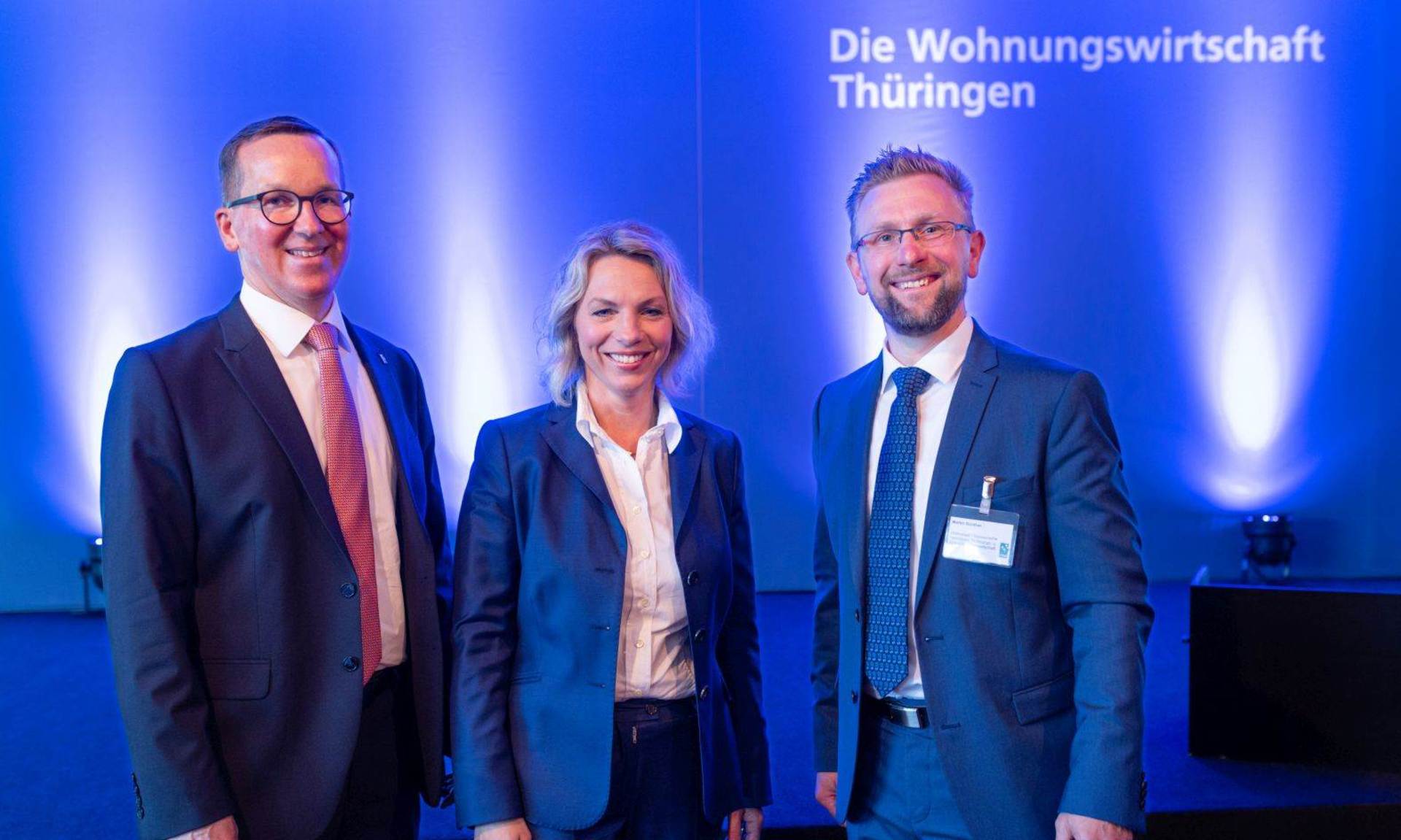 Martin Günther (re.), Leiter der Stadtentwicklung Thüringen, Susanna Karawanskij, Ministerin für Infrastruktur und Landwirtschaft, und Verbandsdirektor Frank Emrich.