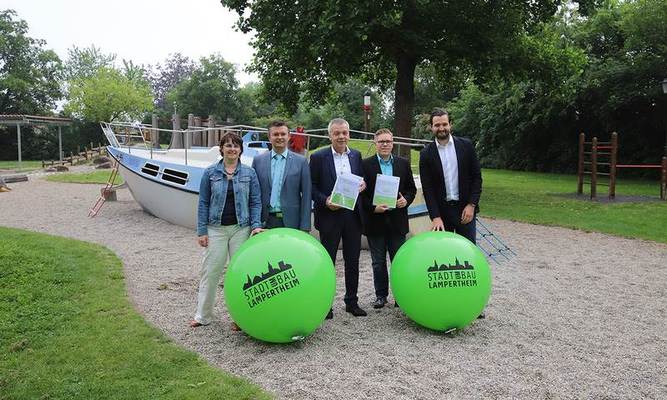 Freuen sich auf die nächsten Schritte beim Stadtumbau in Lampertheim