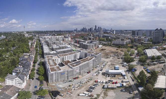 Luftaufnahme von der Baustelle Schönhof-Viertel in Frankfurt-Bockenheim