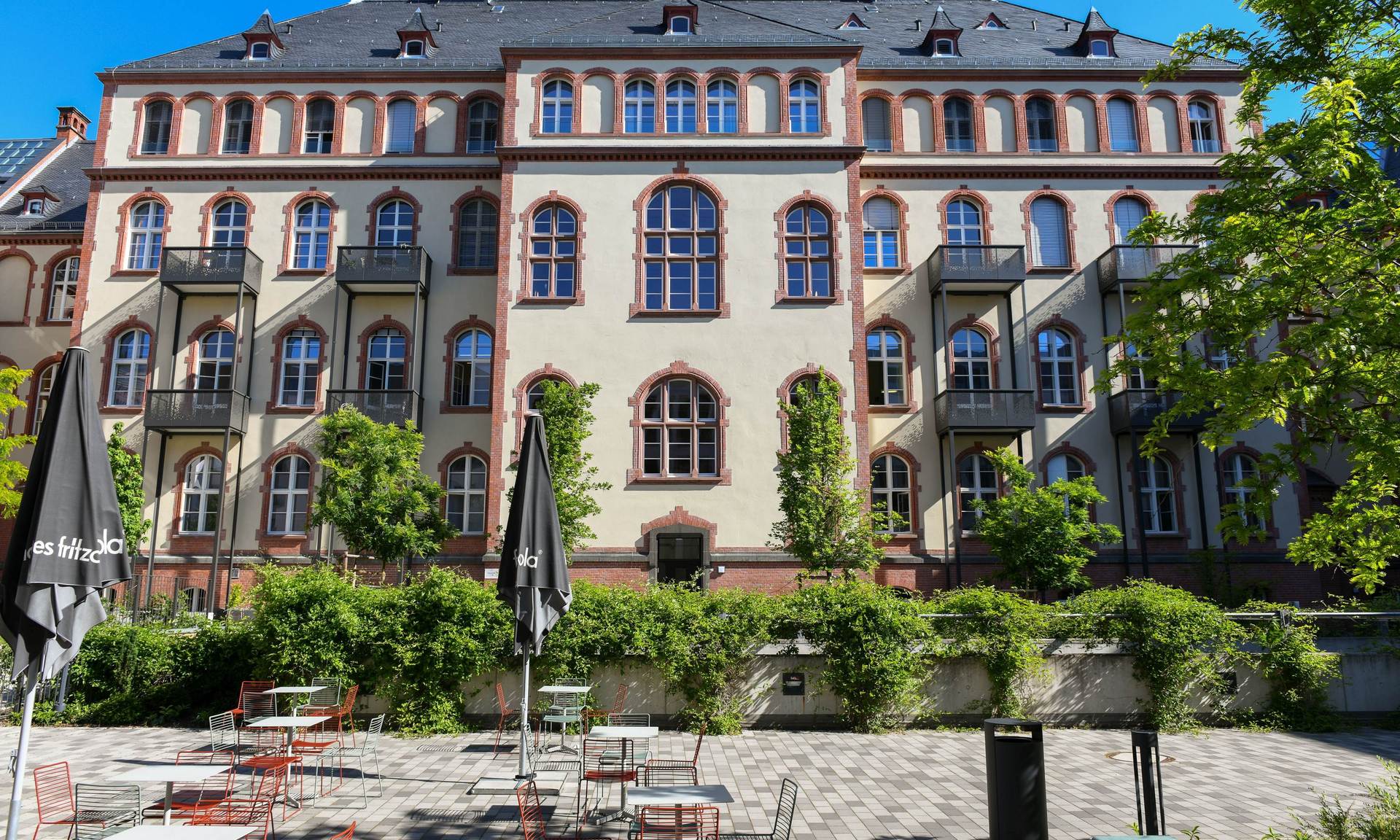 Wiesbaden Altes Gericht Außenansicht